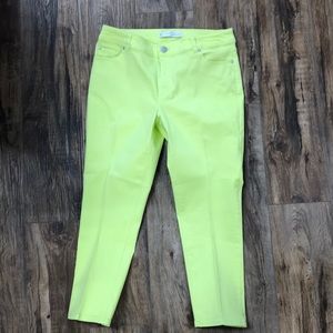 5/$25 Neon Yellow Straight Leg Women’s Jeans